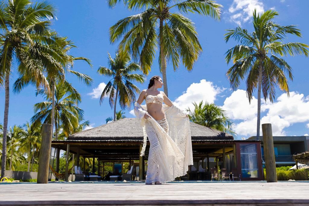Luciana Gimenez curte folga em casa luxuosa com diárias de R$ 12 mil (Foto: Casa Vogue)