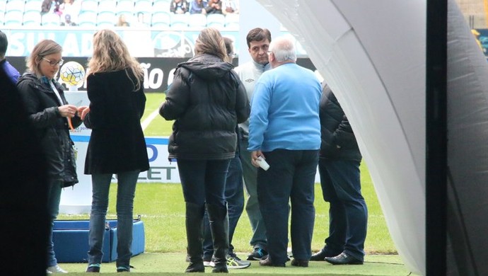 Perda surpresa de Walace preocupa, e faz Grêmio buscar reforço diferenciado