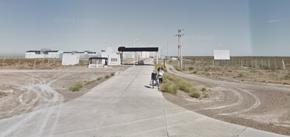 Imagem da entrada da penitenciária de Chubut, na Argentina — Foto: Reprodução/Google Maps
