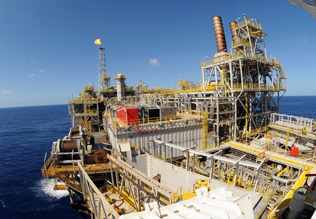 Plataforma de produção de petróleo ; ANP ; pré-sal ;  (Foto: Arquivo/Agência Brasil)