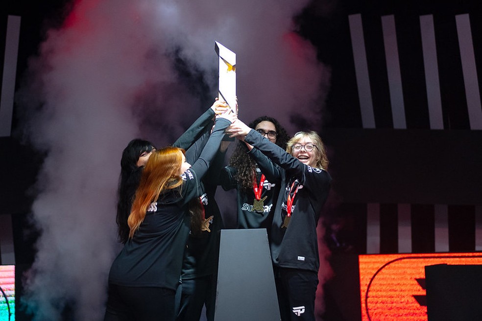 A paiN foi a campeã da primeira edição da Ignis Cup — Foto: Divulgação/Riot