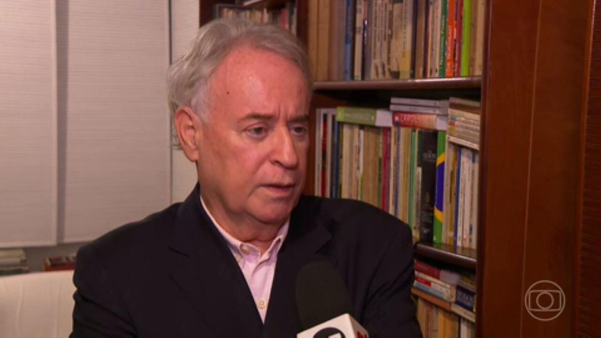 Romancista Godofredo de Oliveira Neto é eleito para ABL Jornal