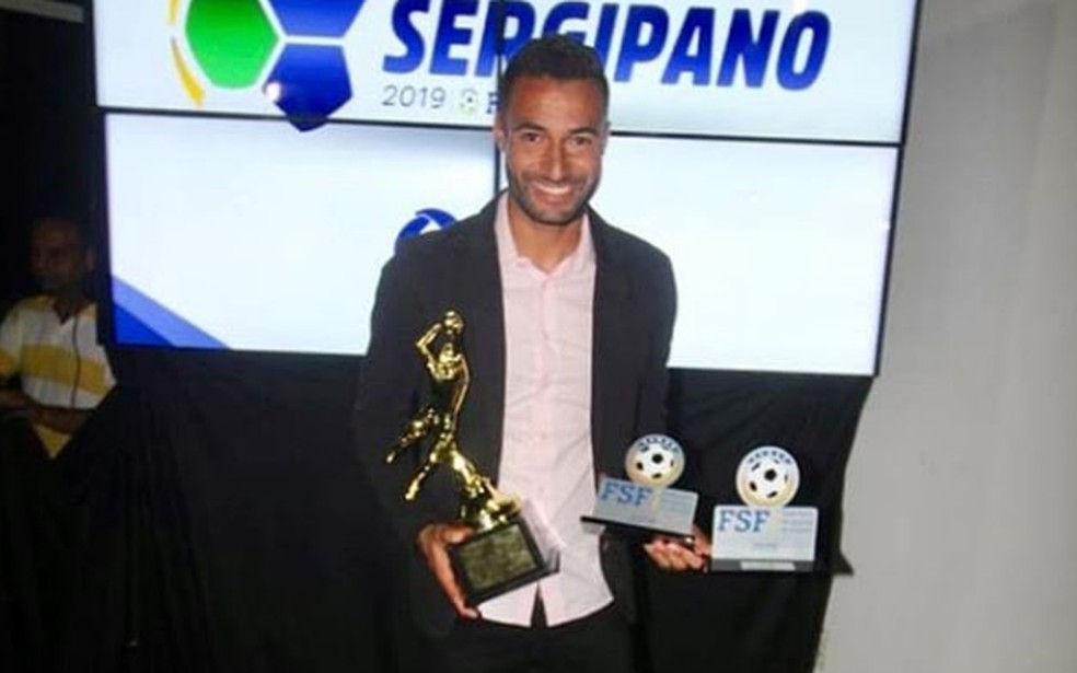Antes de chegar ao Jacaré, Camilo foi eleito o melhor goleiro do Sergipano — Foto: Divulgação