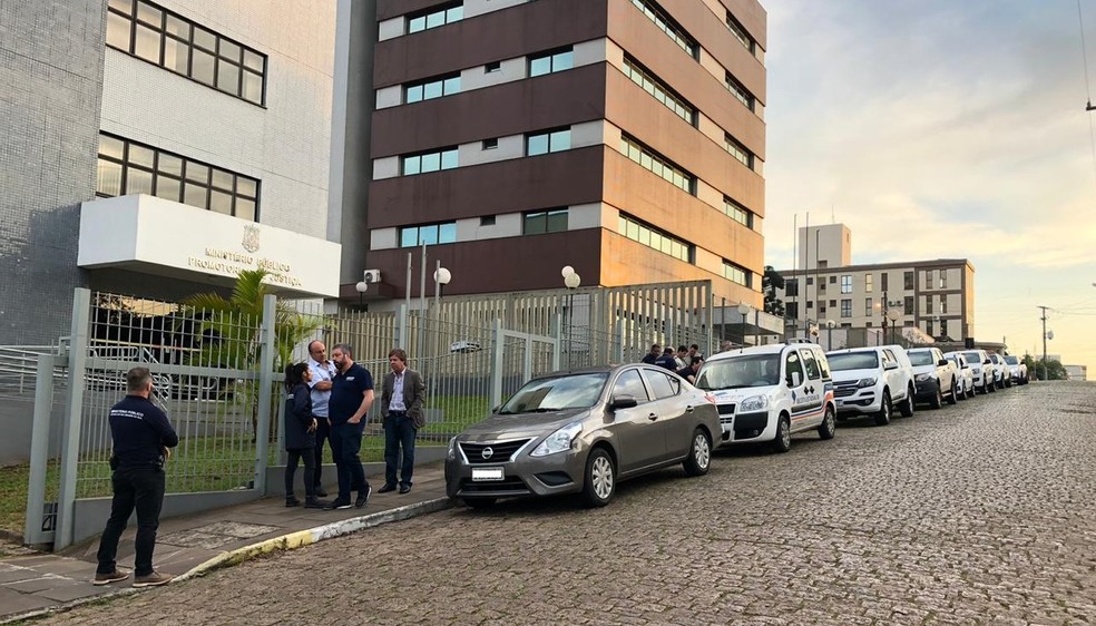 Operação ocorre em cidades gaúchas e em SC — Foto: Divulgação/MP