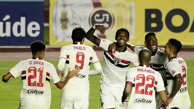 São Paulo x Mirassol: Arboleda comemora o primeiro gol tricolor