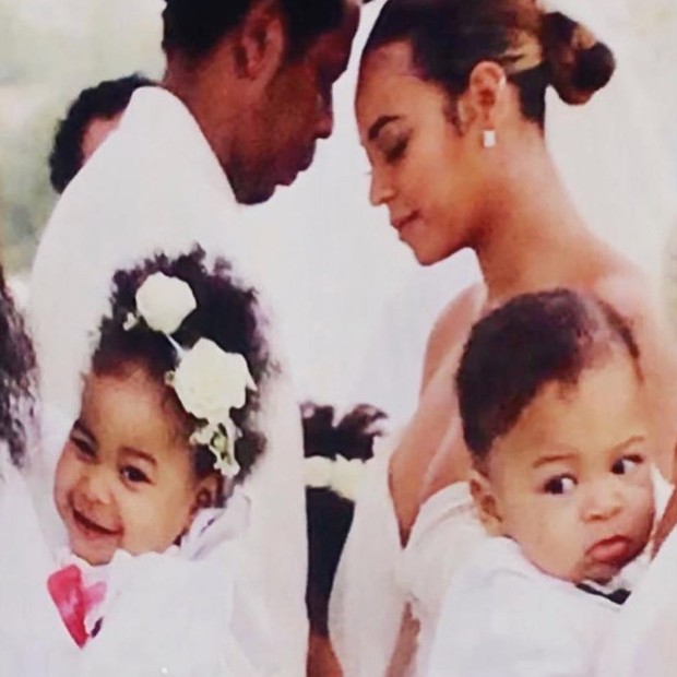 Beyoncé e Jay-Z renovam votos de casamento (Foto: Instagram Tina Lawson/ Reprodução)