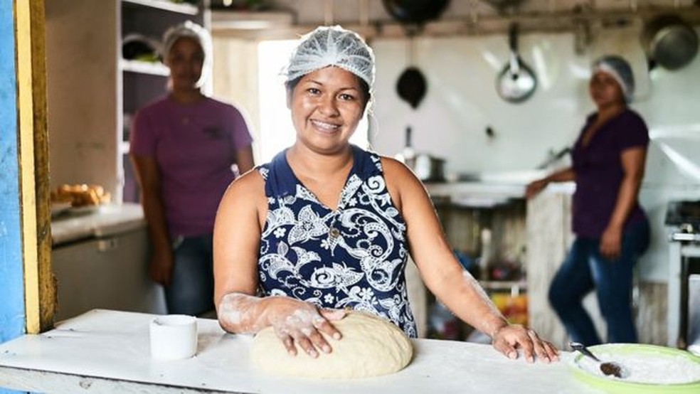 Restaurante Sumimi, de Neurilene Cruz, é um dos empreendimentos financiados no Amazonas — Foto: Bruno Fujii / FAS