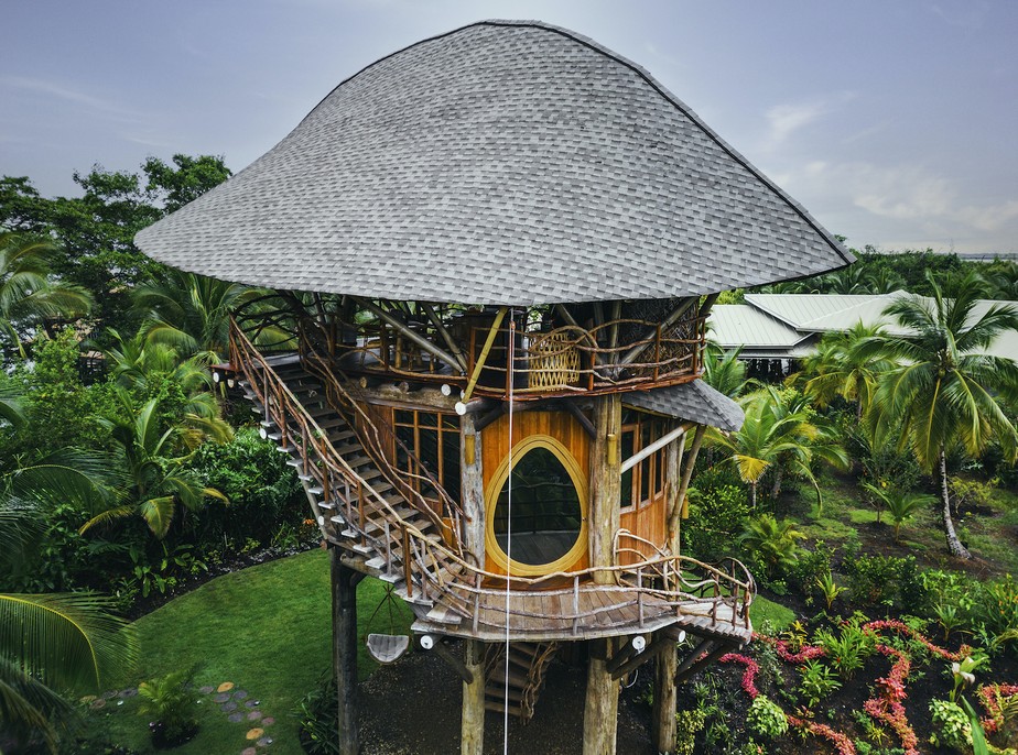 As luxuosas casas na árvore têm projeto do escritório Ibuku, com sede em Bali