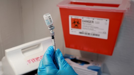 Monkeypox: vacinação começa amanhã, saiba quem já pode ser imunizado