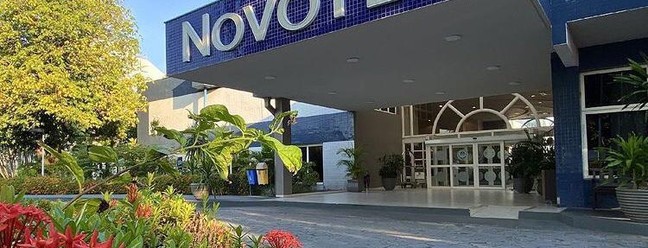 O Novotel permite apenas um bicho por quarto e proíbe a entrada de animais silvestres