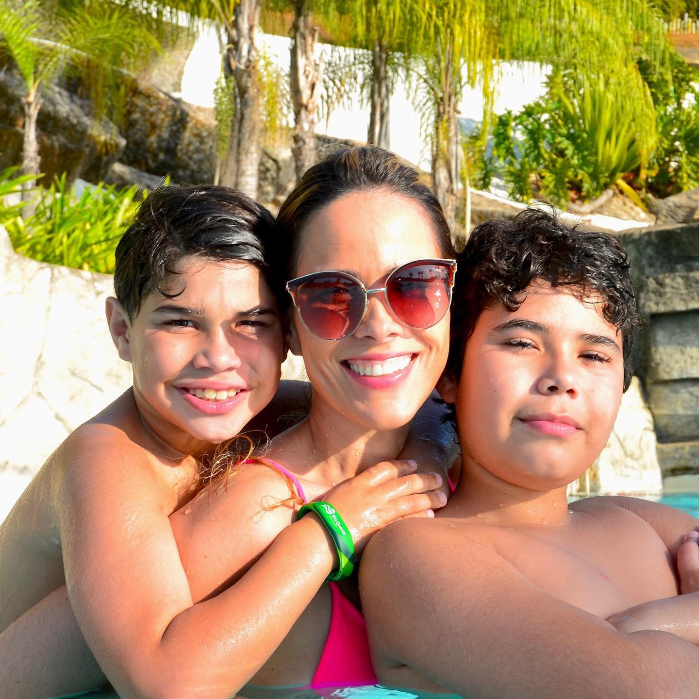 Wanessa Camargo posa com os filhos (Foto: Reprodução/ Instagram)