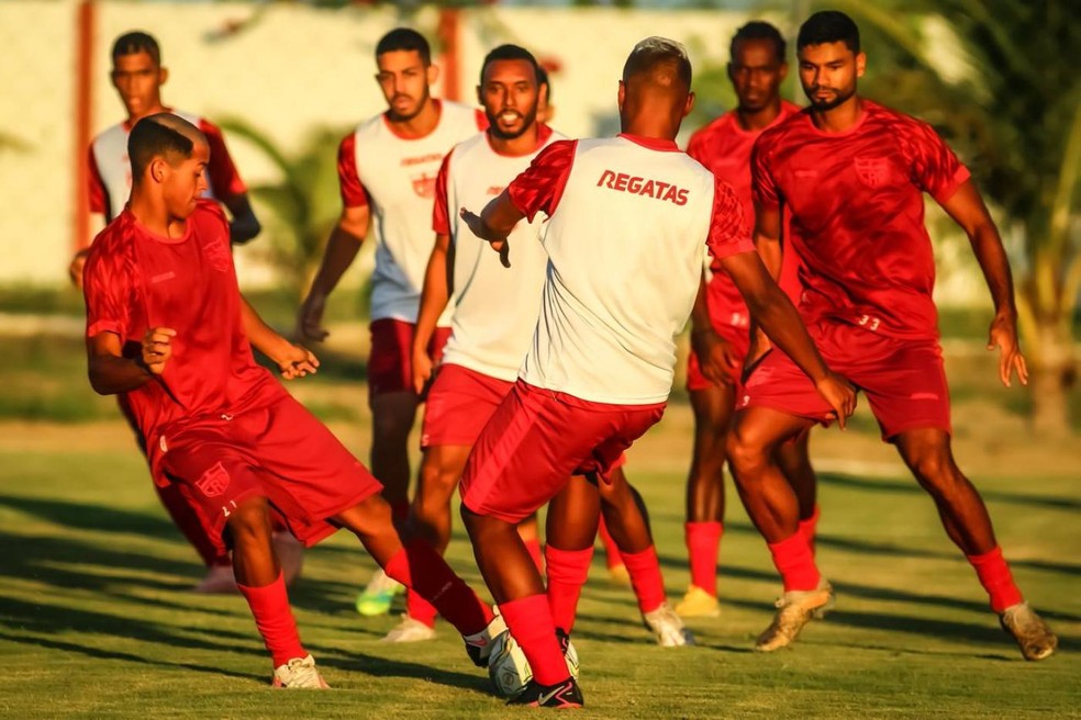 Elenco do CRB iniciou a pré-temporada no dia 9 de fevereiro — Foto: Douglas Araújo/Ascom CRB