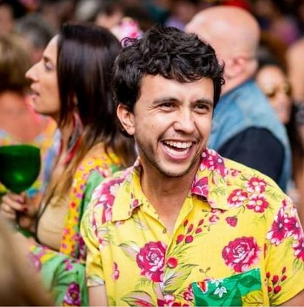 O músico João Rafael já está se preparando para o carnaval e acredita que a festa vai trazer mais alegria para a cidade. — Foto: Arquivo pessoal