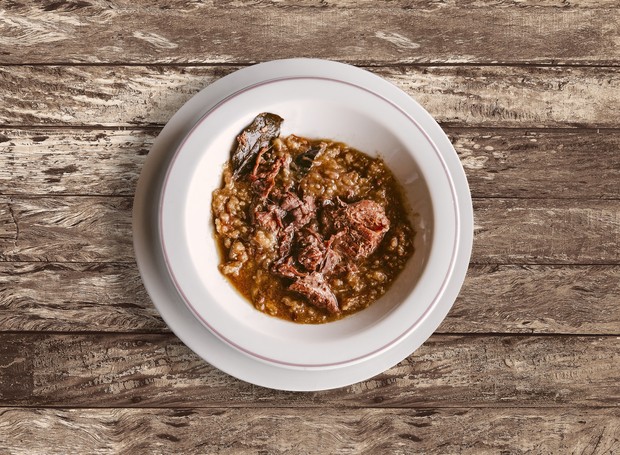 O barreado é o prato típico de Morretes (Foto: Getty Images)