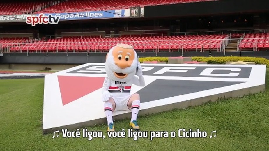 São Paulo divulga vídeo sobre Cicinho e agita torcida nas redes sociais