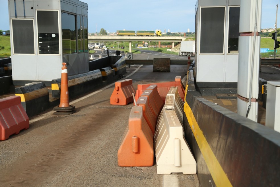 Paraná tem pedágio livre após fim da concessão — Foto: Giuliano Gomes/PR PRESS