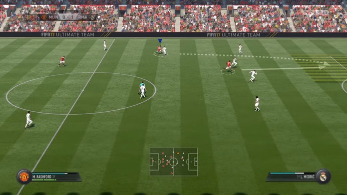 Quase inútil no Fifa 16, passe em profundidade voltará com tudo no Fifa 17 (Foto: Reprodução/YouTube)