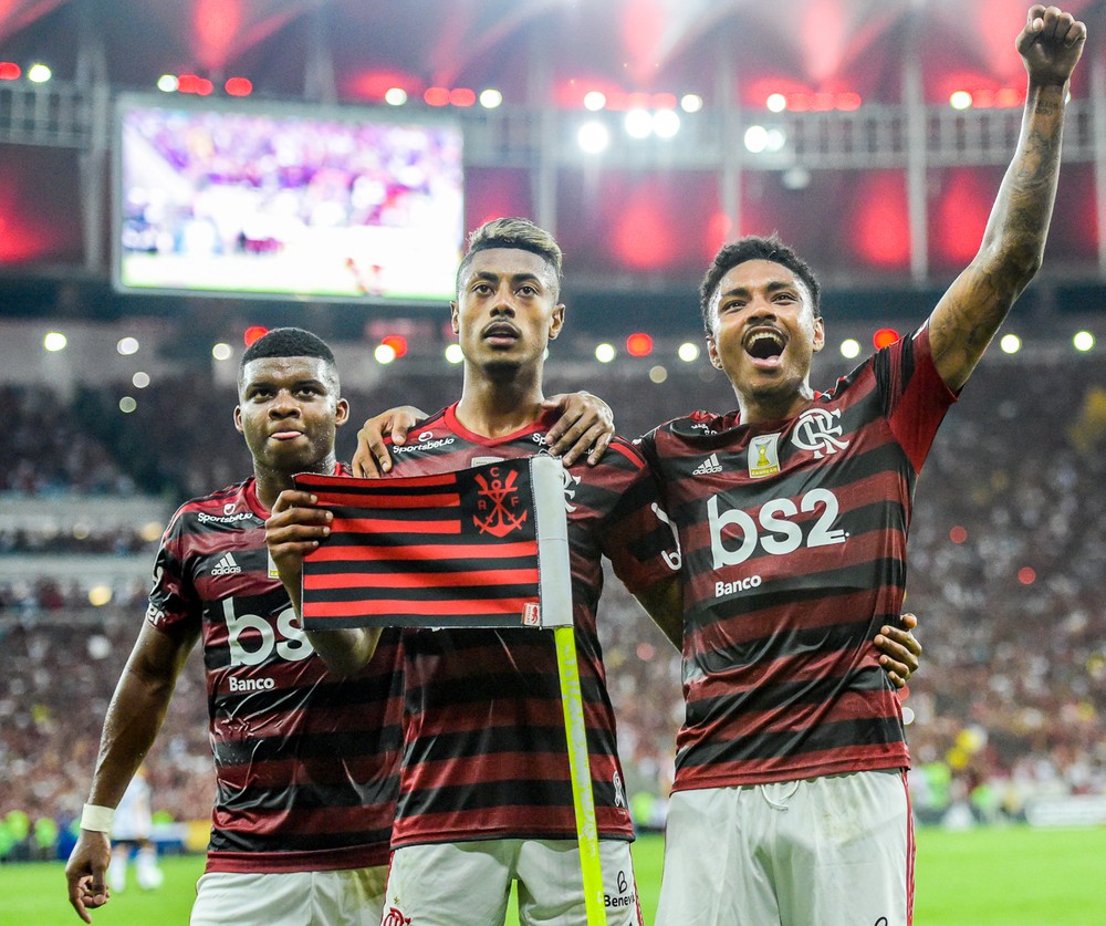 Flamengo chega a acordo com empresa petroquímica, e conselho vai votar patrocínio