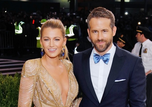 NEW YORK, NY - MAY 01:  Blake Lively and Ryan Reynolds attend 'Rei Kawakubo/Comme des Garçons:Art of the In-Between' Costume Institute Gala at Metropolitan Museum of Art on May 1, 2017 in New York City.  (Photo by Jackson Lee/FilmMagic) (Foto: FilmMagic)