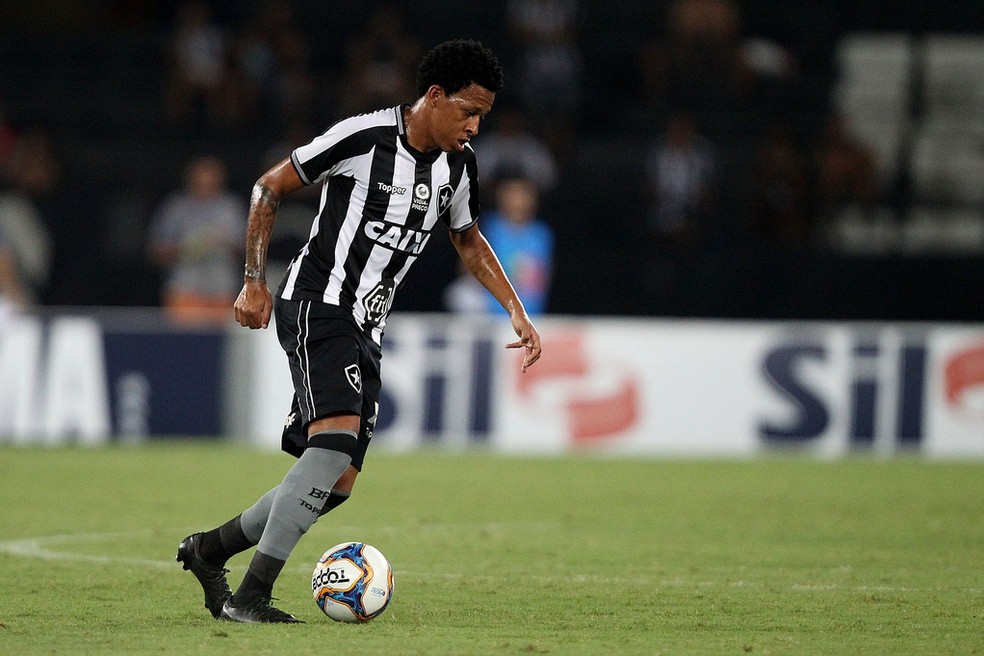 Gustavo Bochecha foi contratado pelo Juventude pra jogar Série B — Foto: Vitor Silva/SSPress/Botafogo