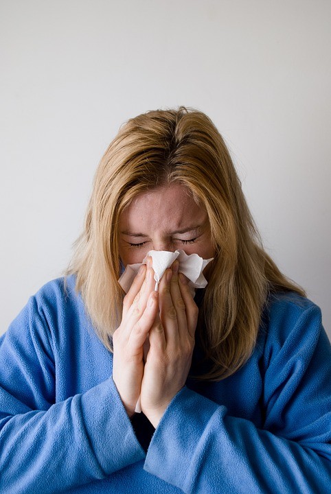Baixa umidade pode estar por trás da proliferação do vírus da gripe, conforme estudo conduzido por pesquisadores da Universidade de Yale (Foto: Pixabay)