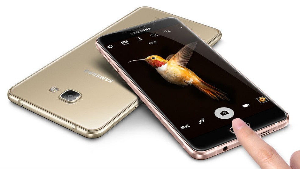 Galaxy A9 tem processador octa-core de atÃ© 1,8 GHz e memÃ³ria RAM de 4 GB â Foto: DivulgaÃ§Ã£o/Samsung