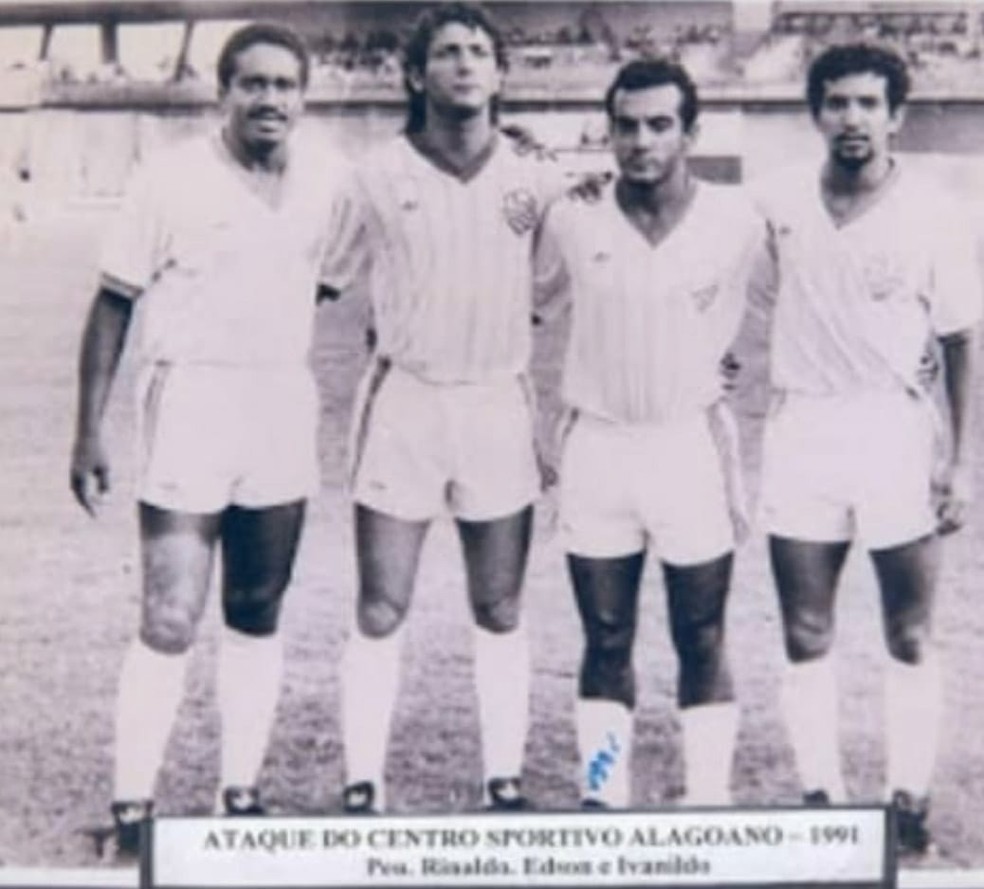 Peu, Rinaldo, Edson e Ivanildo no CSA em 1991 — Foto: Arquivo Museu dos Esportes