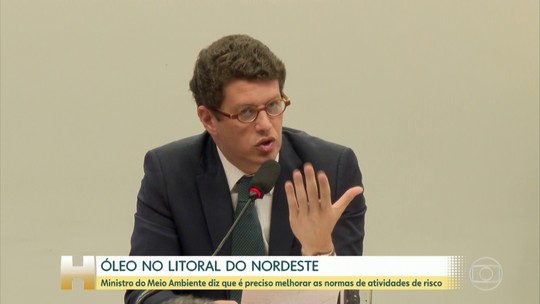 Governo Maduro nega que óleo em praias do Brasil seja da Venezuela