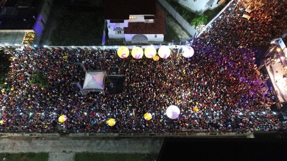 Multidão acompanhou abertura oficial do carnaval de Natal (Foto: A&A Photo Drone/Prefeitura de Natal/Divulgação)