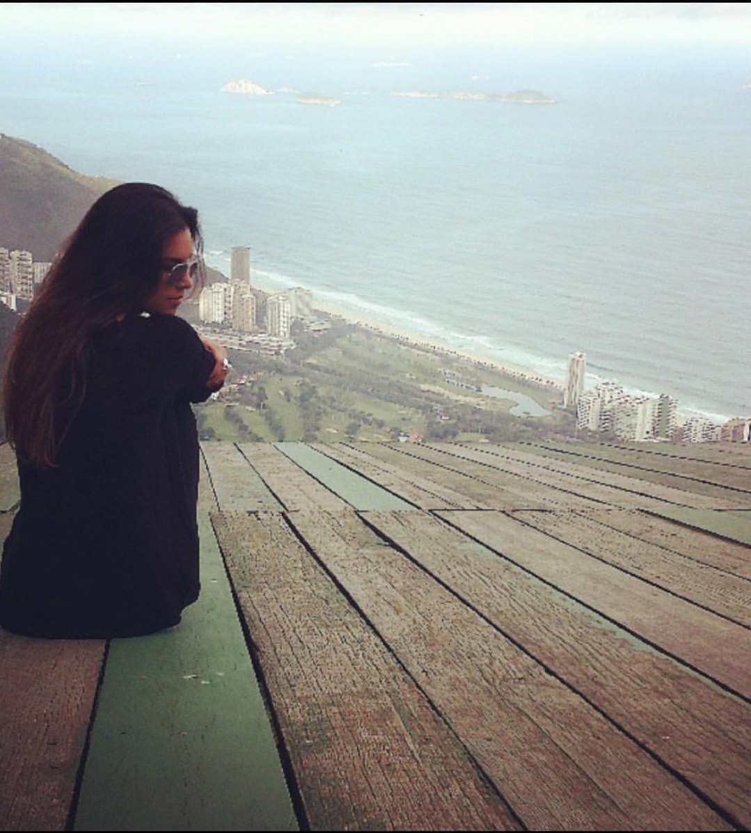 Mariana Rios relembra fotos antigas (Foto: Reprodução/Instagram Stories)