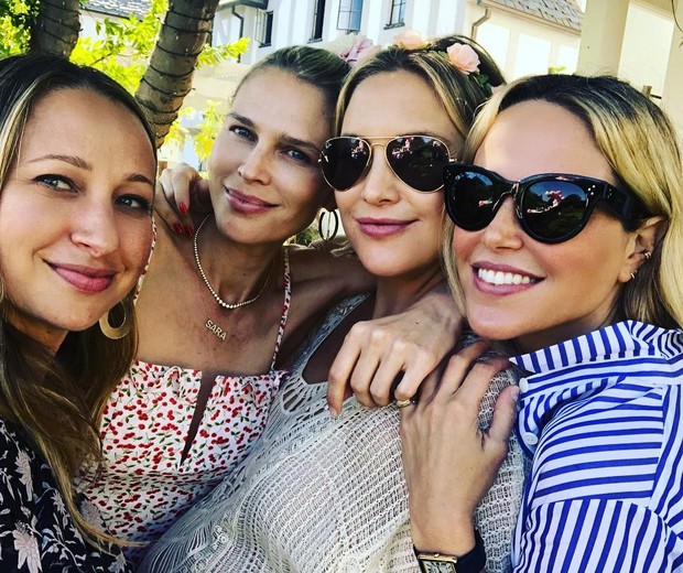 Kate Hudson ganha chá de bebê (Foto: Reprodução/Instagram) Kate Hudson ganha chá de bebê (Foto: Reprodução/Instagram)