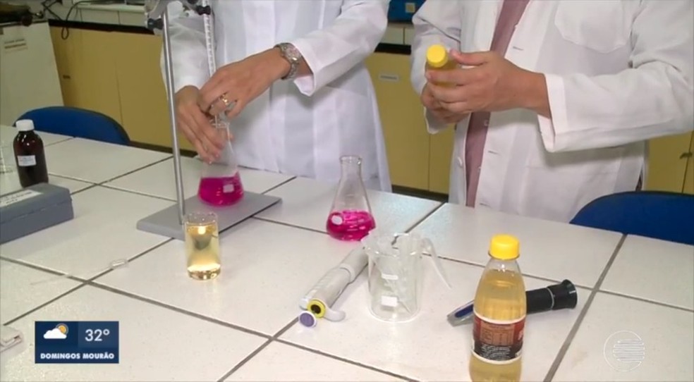 Isotônico de cajuína tem o mesmo sabor e aroma da bebida de caju — Foto: Reprodução/TV Clube