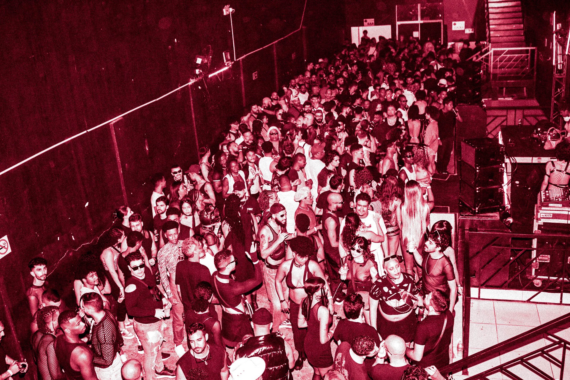 Festa celebra Dia das Bruxas misturado com folclore brasileiro e cultura LGBTQIA+ em Salvador