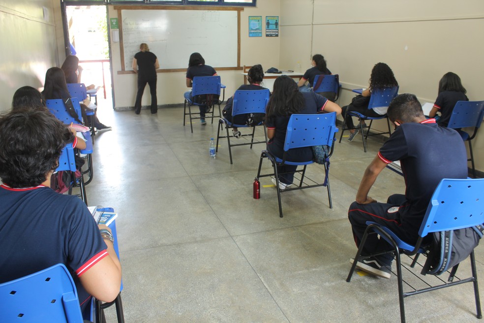 Salas de aula devem voltar a ter 100% dos estudantes.  — Foto: Matheus Castro/G1 AM