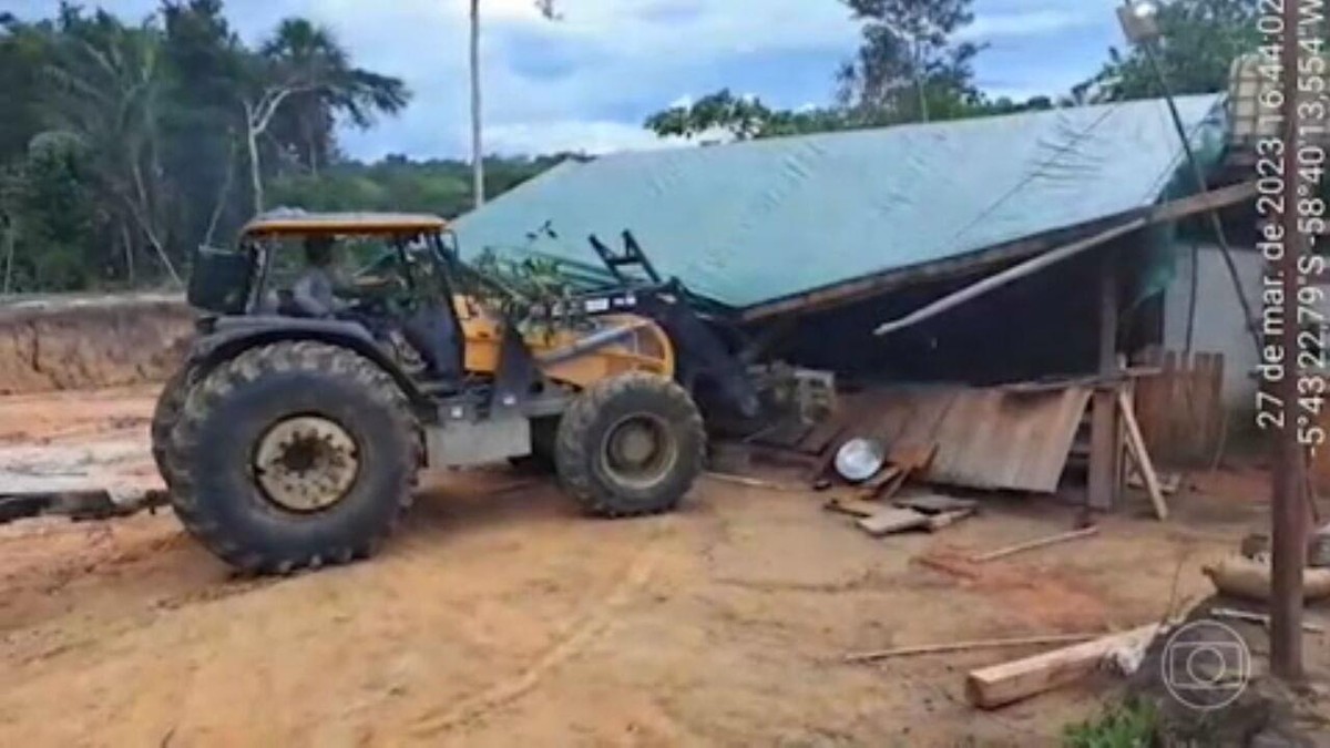 Operação contra garimpo ilegal de ouro no sul do Amazonas prende 5 pessoas, entre elas 2 militares