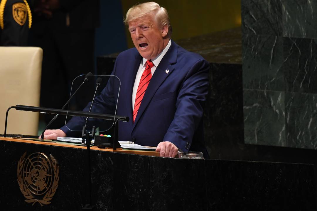 O presidente americano, Donald Trump, discursa no debate da Assembleia Geral da ONU, nesta terça (24).