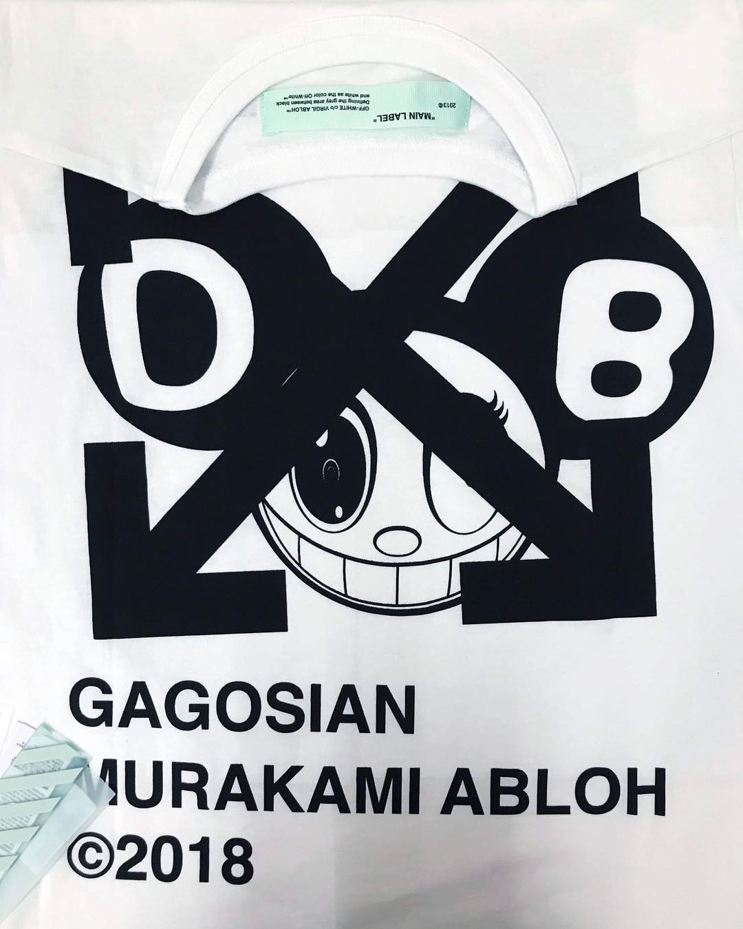 Camiseta criada especialmente para a mostra, à venda na Gagosian (Foto: Reprodução/Instagram)