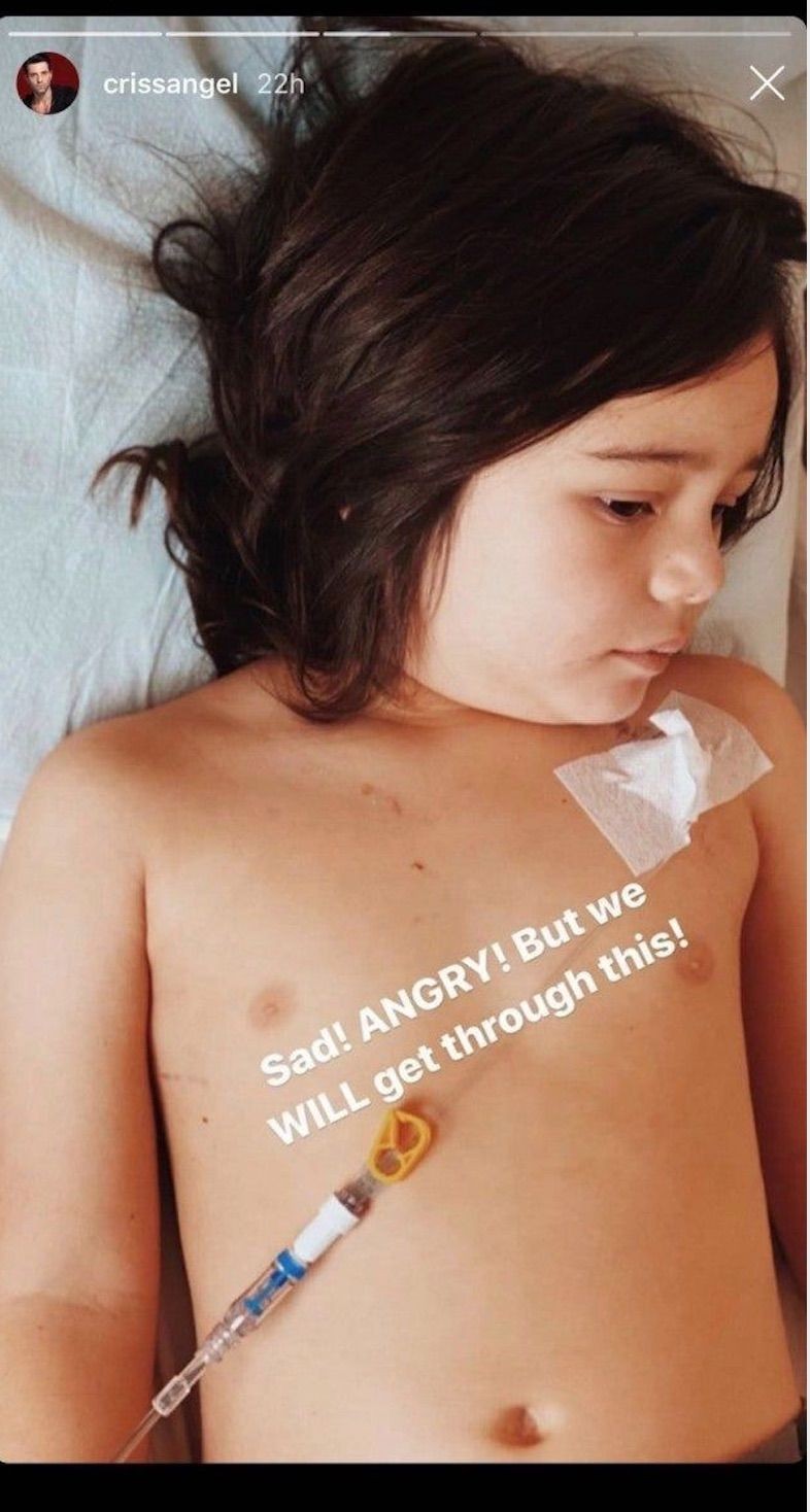 O filho de Criss Angel em tratamento (Foto: Reprodução/Instagram)