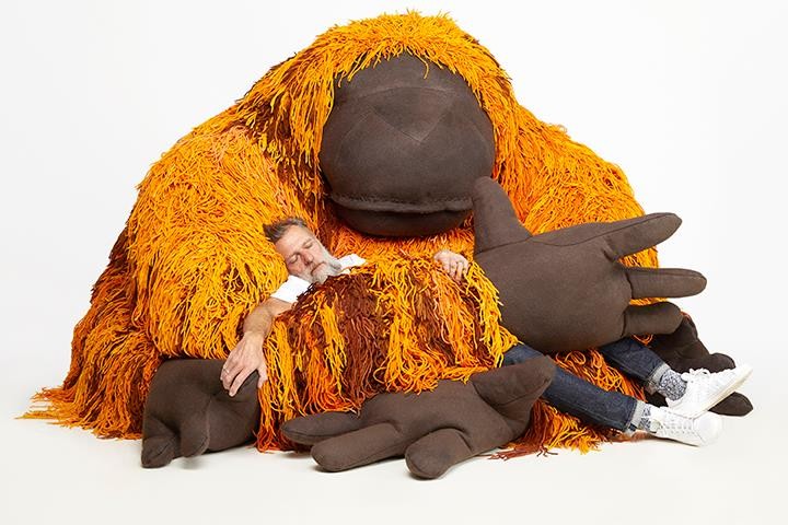 Designer cria peça gigantes em formato de animais (Foto: Reprodução)