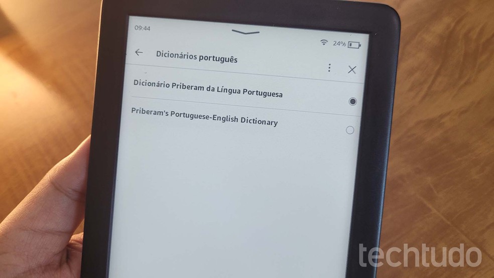 Veja como usar o dicionário no Kindle — Foto: Lucas Santos/TechTudo