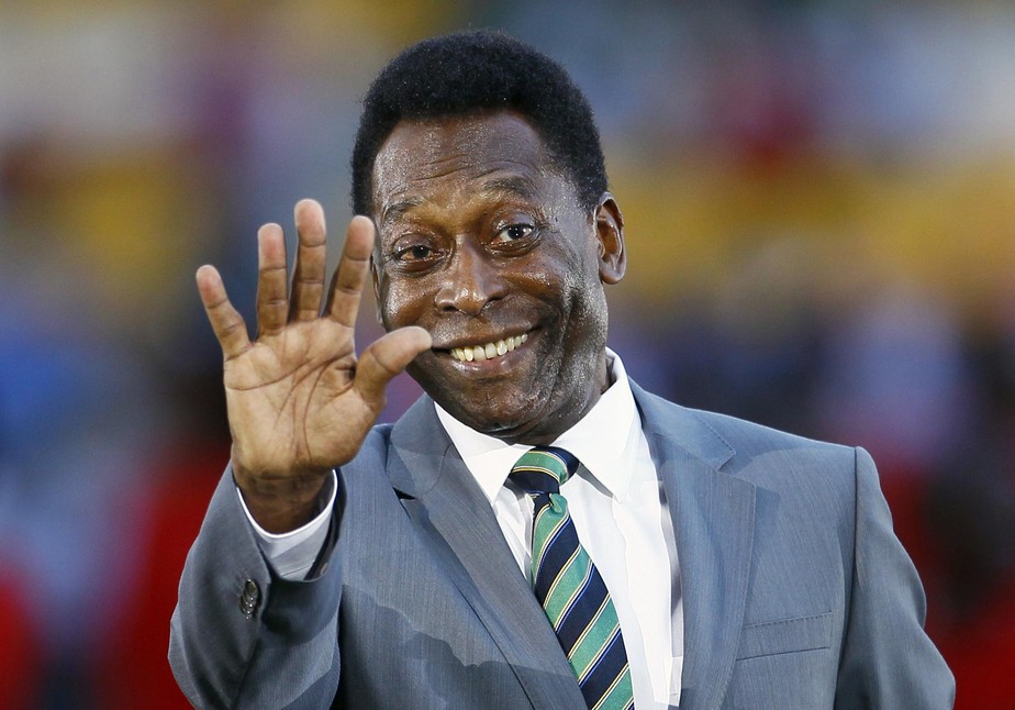 Veja fotos e vídeo da trajetória de Pelé, rei do futebol