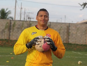 Glaycon, goleiro do Uberaba Sport (Foto: Enerson Cleiton)