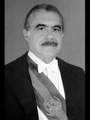 José Sarney, em retrato oficial do período em que esteve na Presidência (Foto: Divulgação/Presidência)