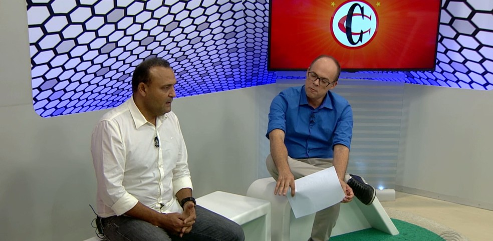 Presidente do Campinense disse que 16 datas não são suficientes para a realização do Campeonato Paraibano em 2018 (Foto: Reprodução / TV Paraíba)