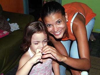 Miss Brasil Jakelyne e a irmã (Foto: Arquivo pessoal)