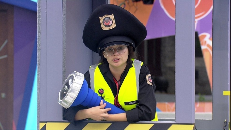 Roupa de Juliette no jogo é inspirada na que ela usou no castigo do Monstro, no BBB21 — Foto: Globo