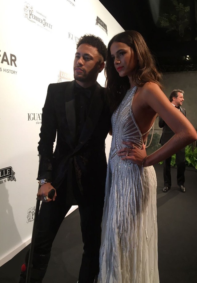 Bruna Marquezine e Neymar (Foto: Vogue Brasil)