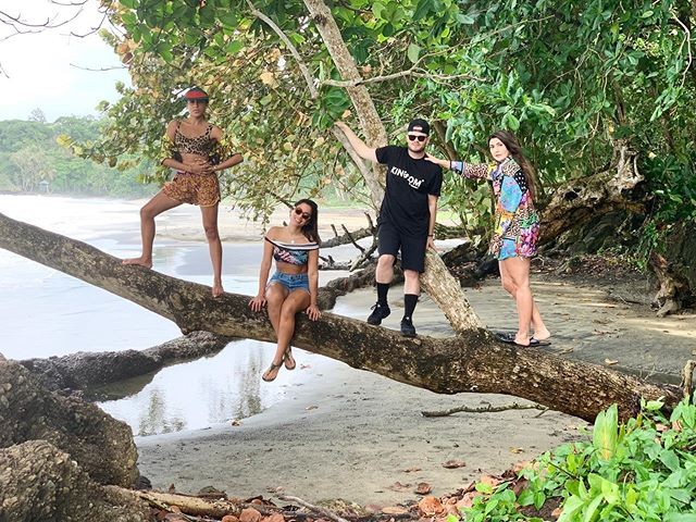 Anitta curte folga na Costa Rica (Foto: Reprodução Instagram)