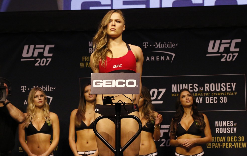 Ronda Rousey na pesagem do UFC 207: lutadora pediu para não dar entrevistas na ocasião (Foto: Evelyn Rodrigues)