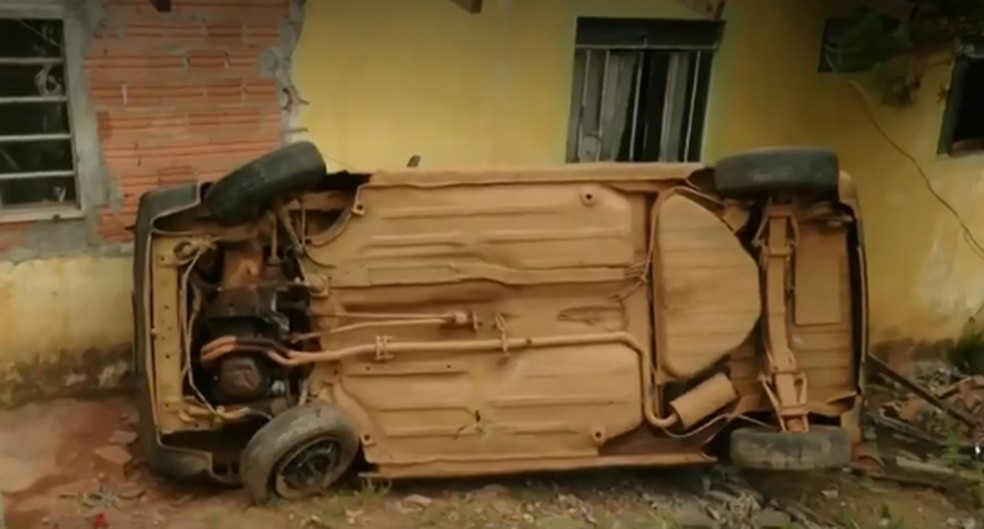 Acidente aconteceu na quinta (6) — Foto: Reprodução/RPC